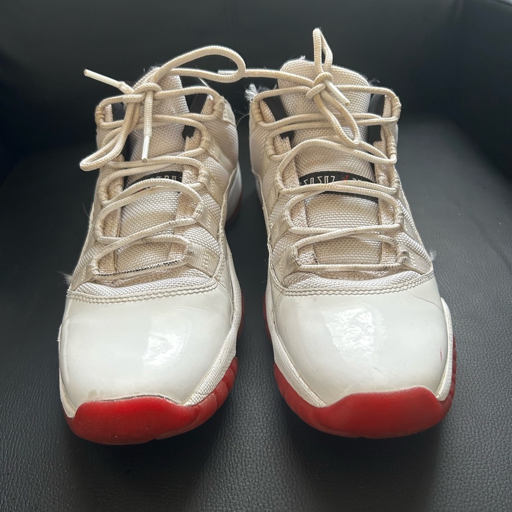 Kids Cherry Bottom Jordan Low 11s